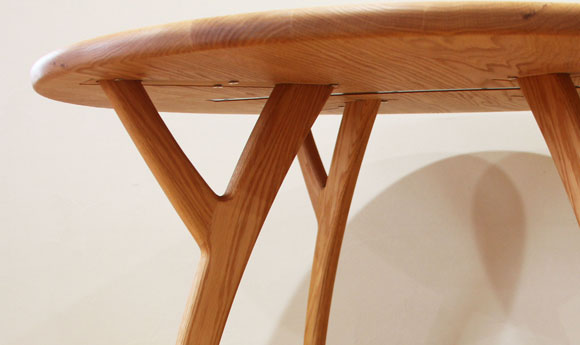 メルヘンテーブル円形脚580×345